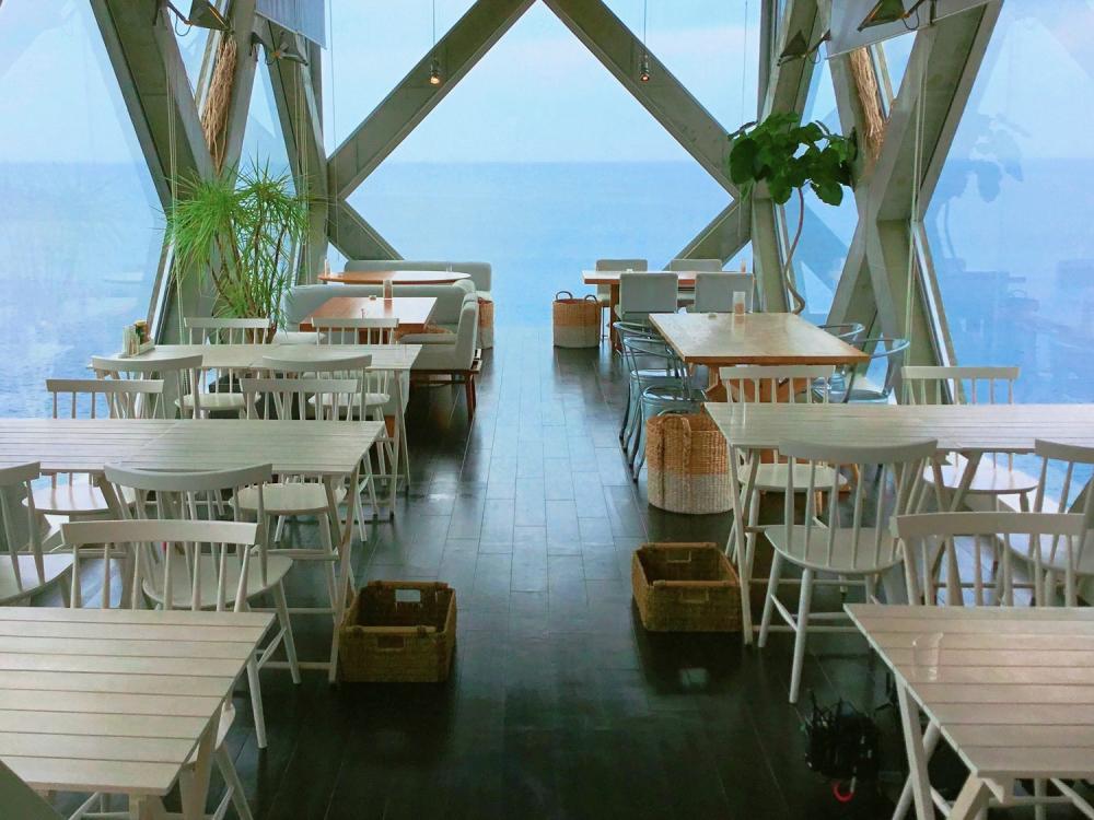 SEA HOUSE