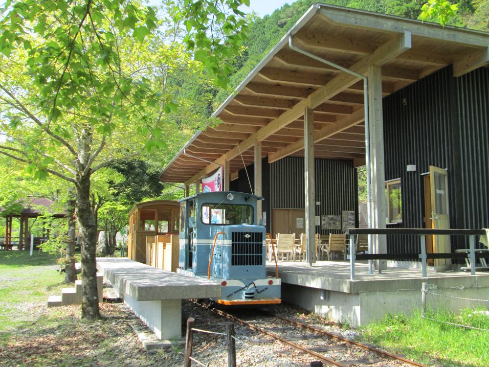 魚梁瀬丸山公園